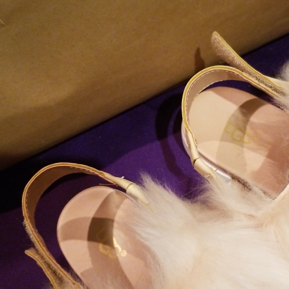 Ugg sandals - Picture 5 of 8
